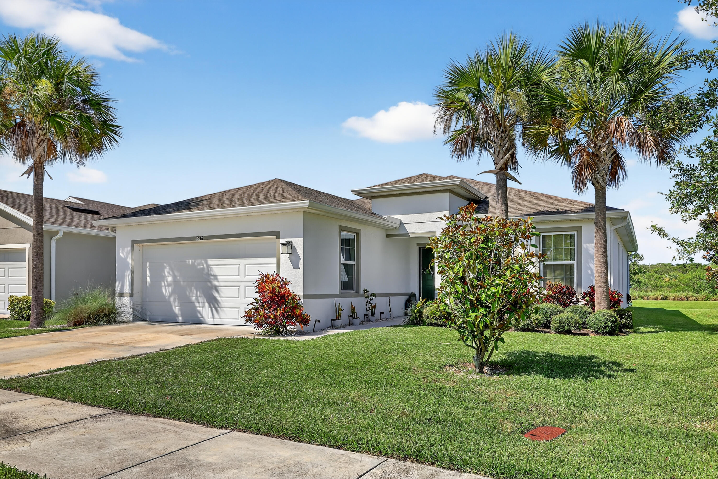 Property Photo: 3518 Carriage Pointe Circle FL 34981
