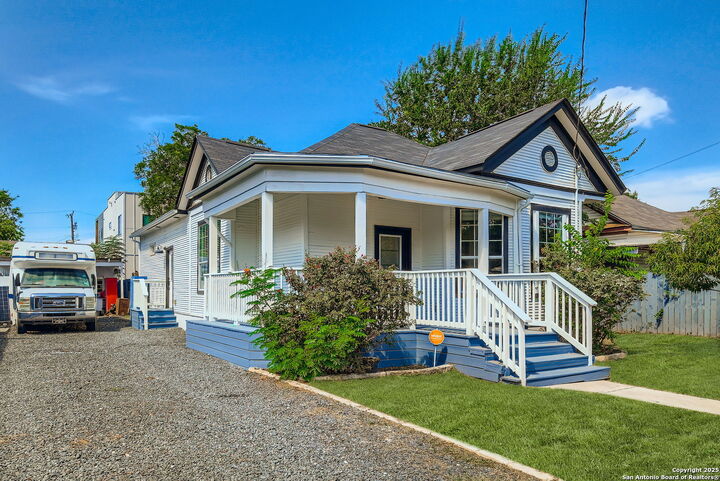 Property Photo:  116 Rehmann  TX 78204 