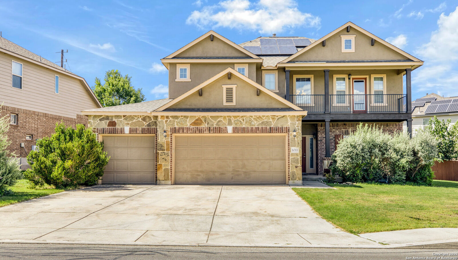 Property Photo:  1011 Ranch Falls  TX 78245 