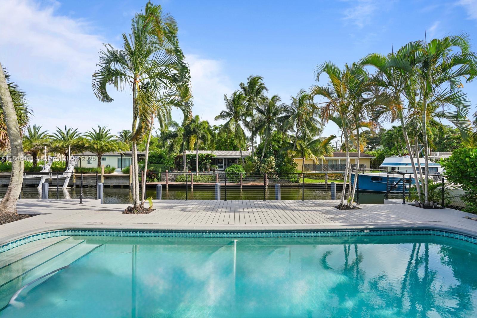 Property Photo: 1724 SW 5th St FL 33312