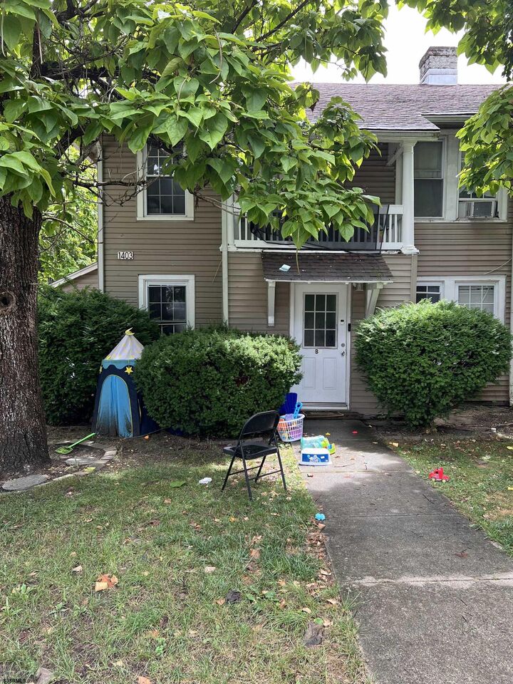 Property Photo: 1403 Loretta Ave NJ 08330