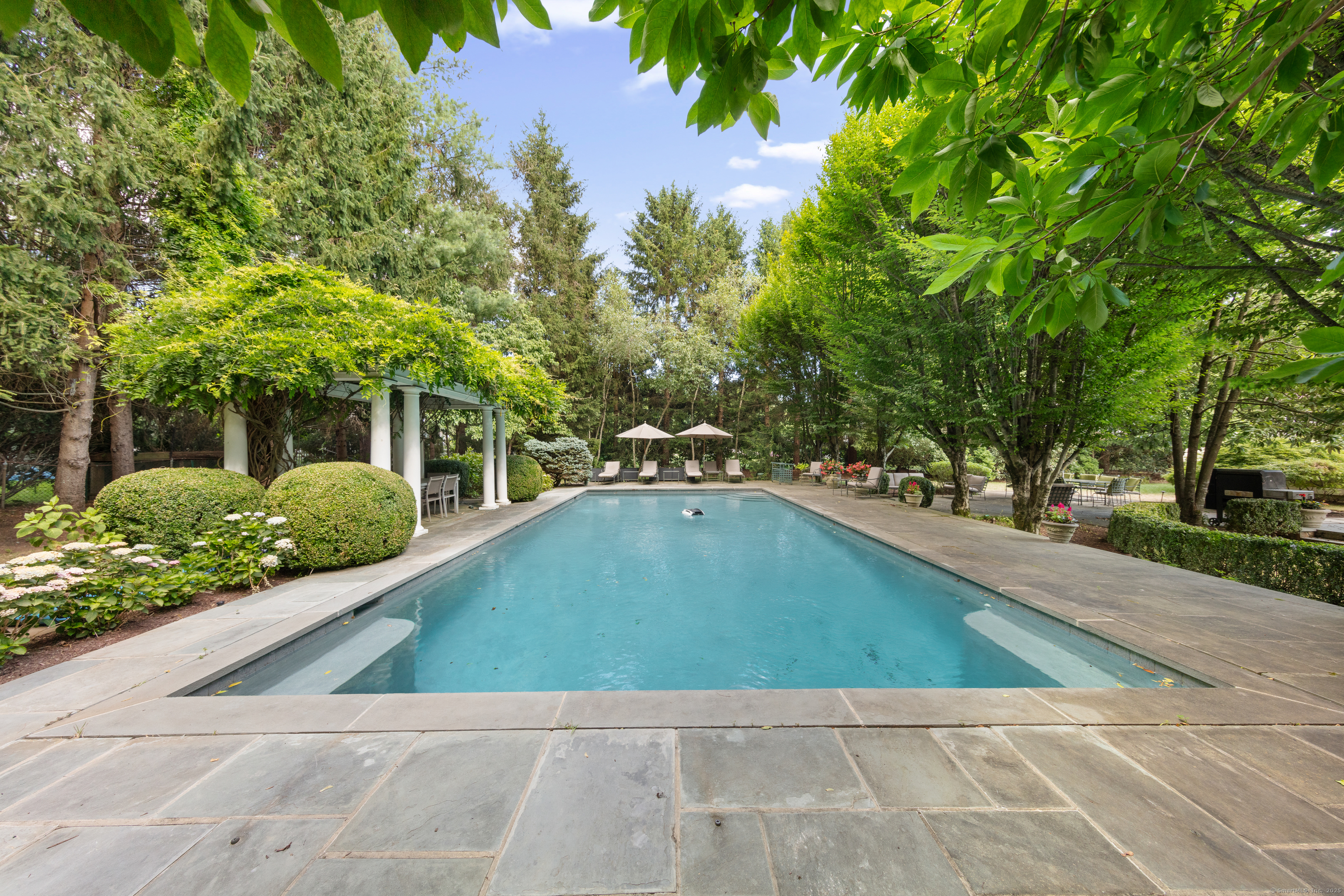 Property Photo:  12 Old Hill Farms Road  CT 06880 