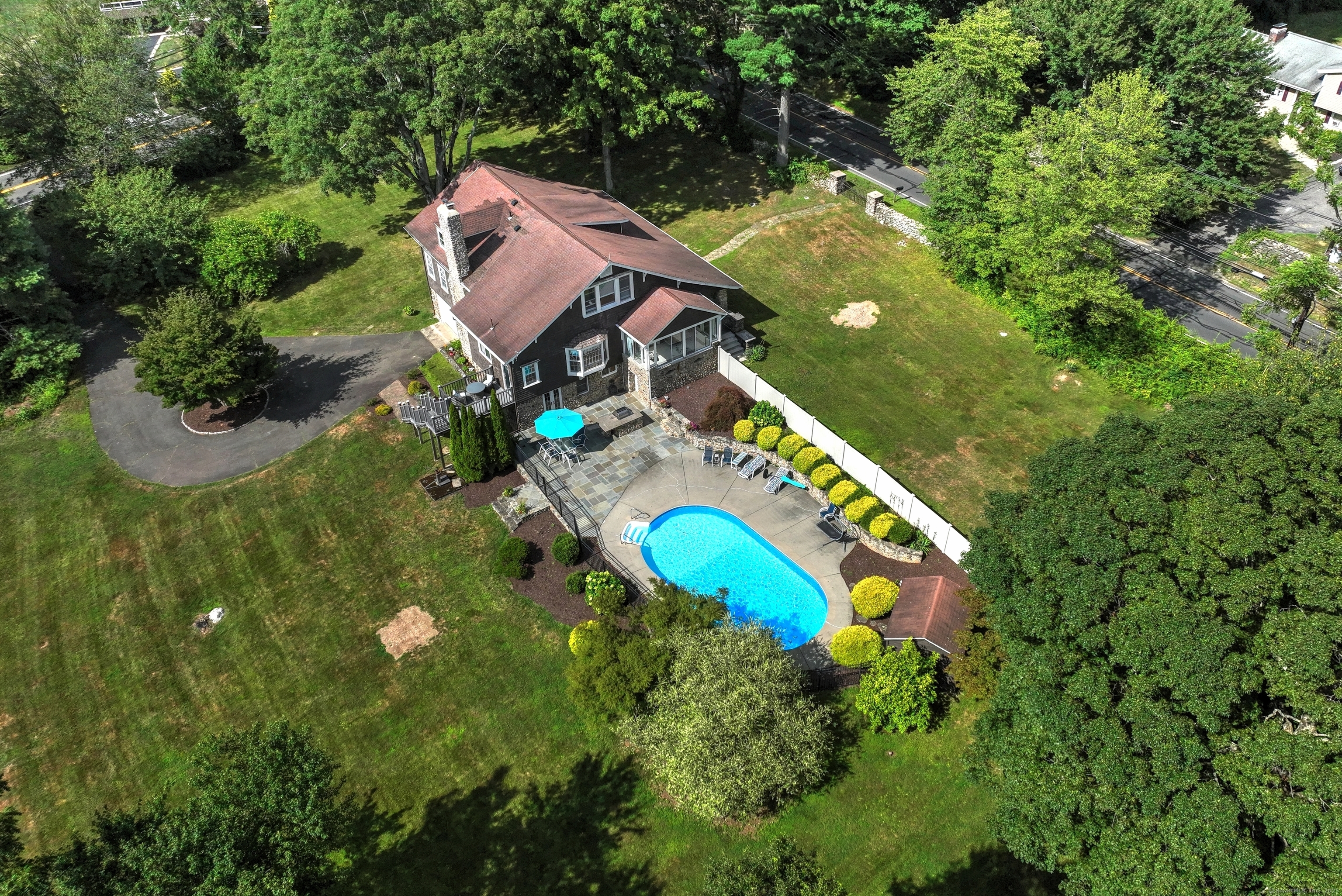Property Photo:  1209 Daniels Farm Road  CT 06611 