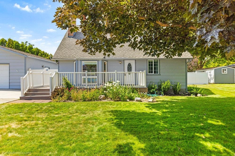 Property Photo:  4419 N Woodlawn Rd  WA 99216 