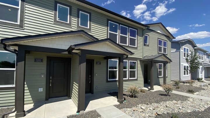 Property Photo:  5207 E Frederick Ave  WA 99217 