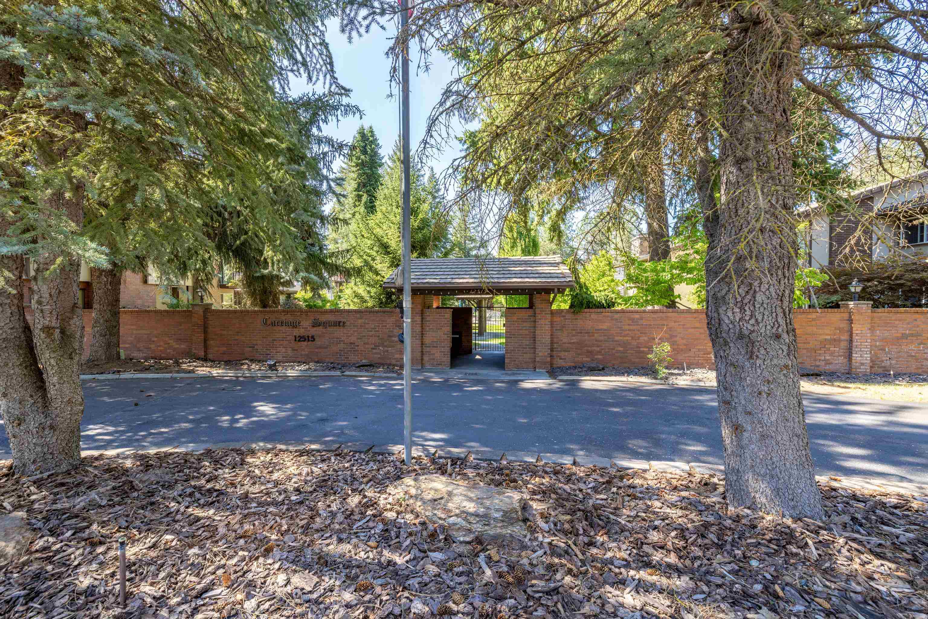 Property Photo:  12515 N Fairwood Dr #15  WA 99218 