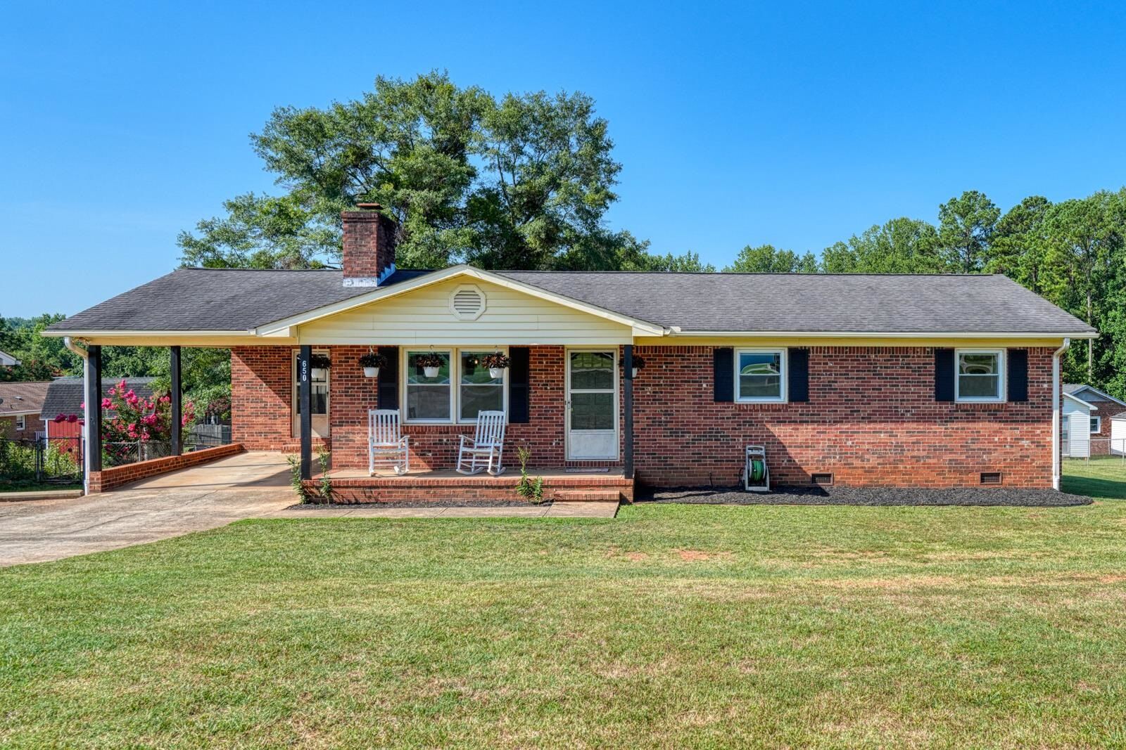 Property Photo:  650 Cherry Hill Road  SC 29307