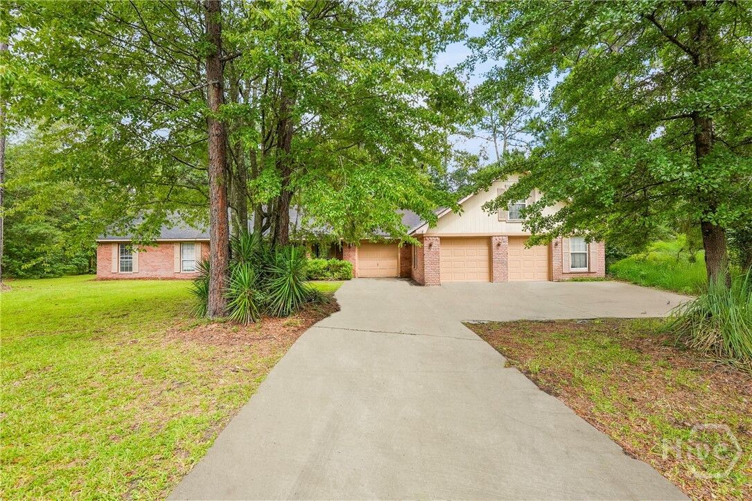 Property Photo: 27 S Huntington Court GA 31324