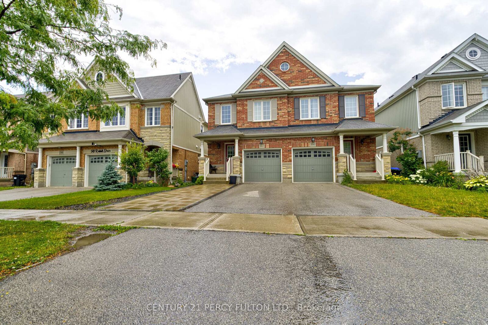 Property Photo:  102 Russel Drive  ON L3Z 0M7