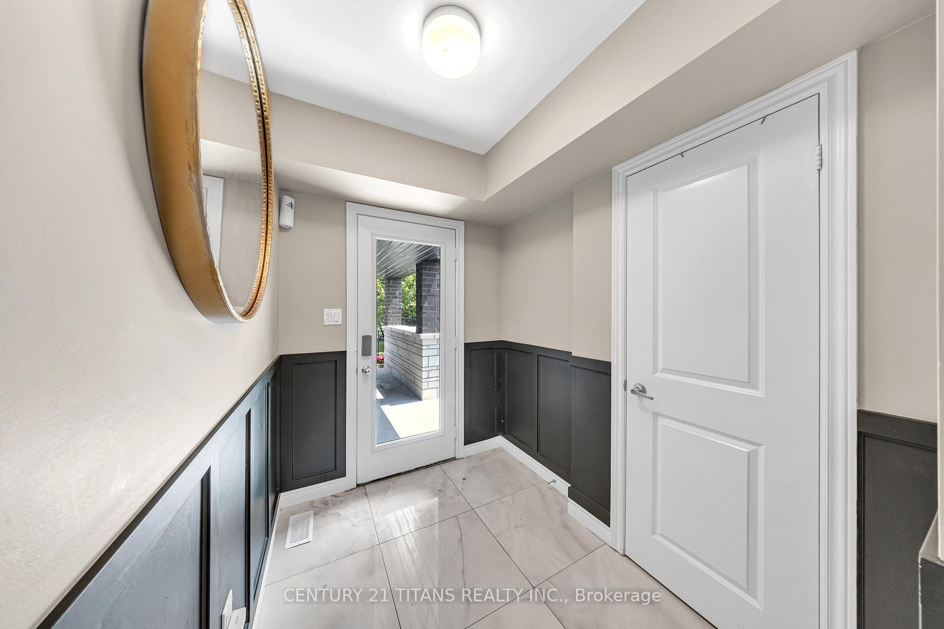 Property Photo:  1380 Gull Crossing  ON L1W 0B7 