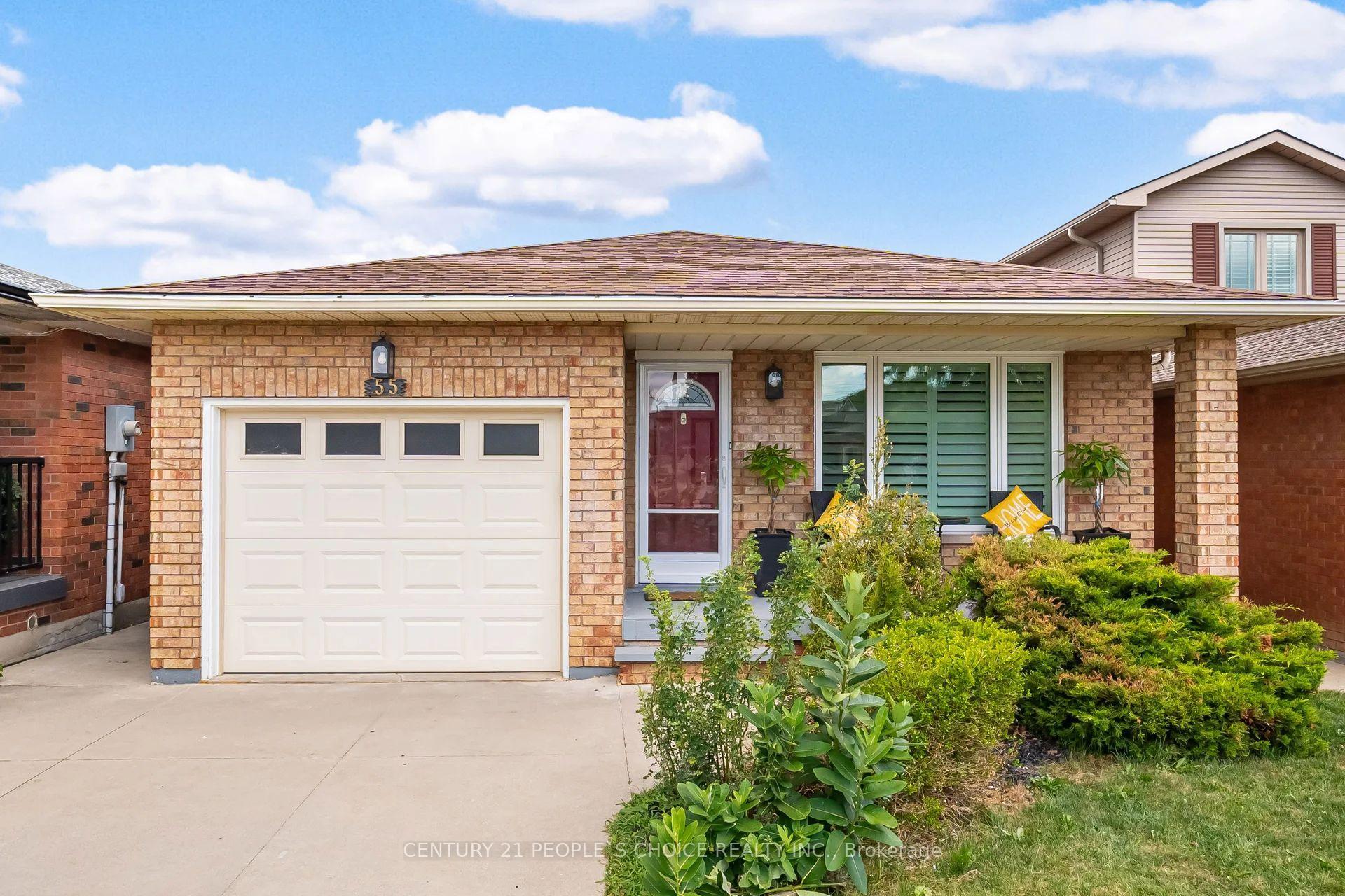 Photo de la propriété:  55 Vineberg Drive  ON L9B 2P6 