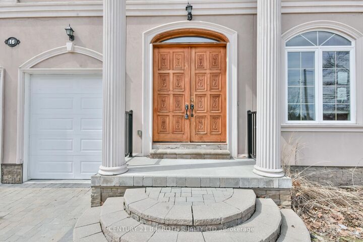 Property Photo: 16 Gray Lane ON L4N 7T1