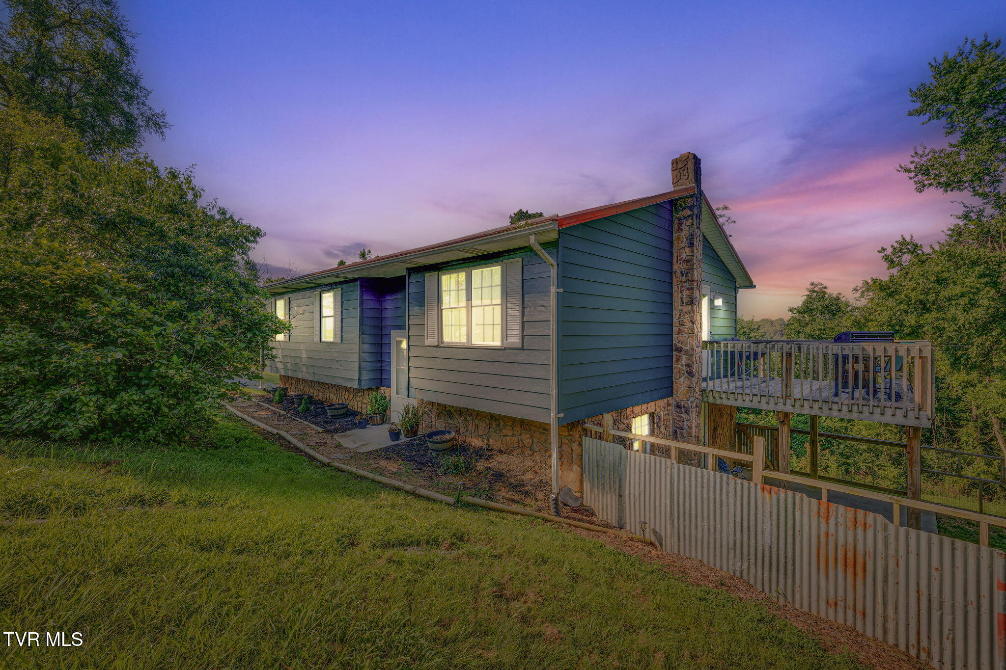 Property Photo: 250 Riggs Road TN 37694