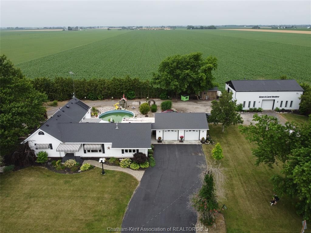 Photo de la propriété:  7465 Creek Line  ON N7M 5J7 