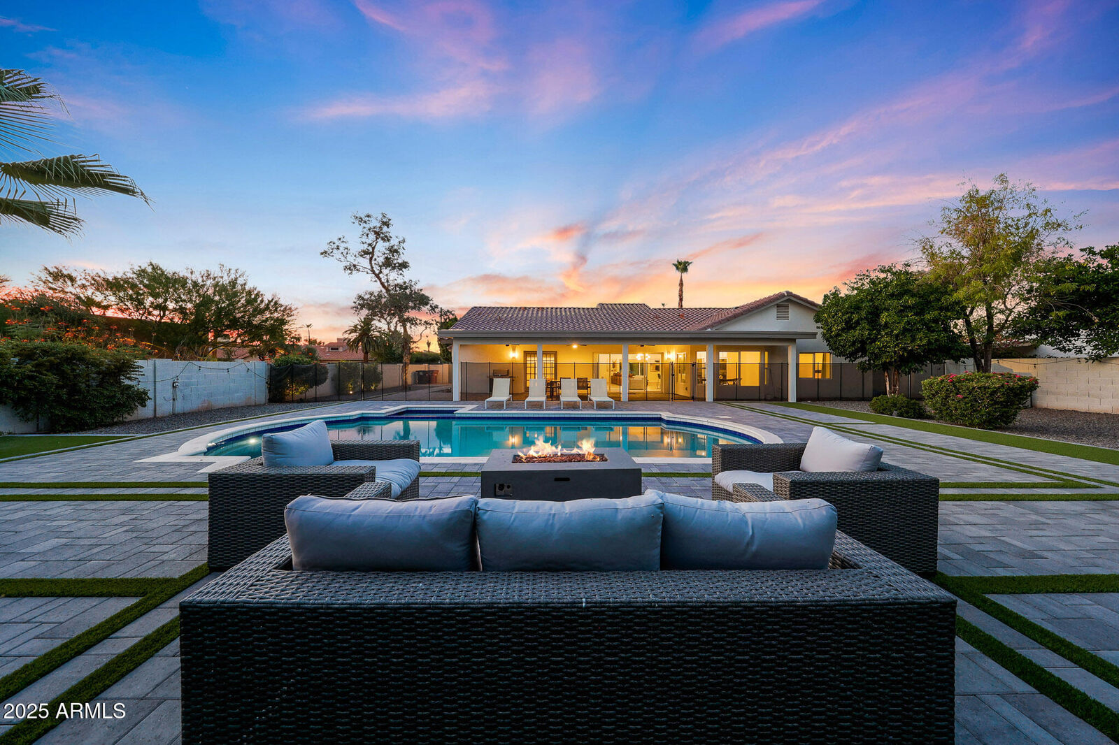 Property Photo:  10207 E San Salvador Drive  AZ 85258 