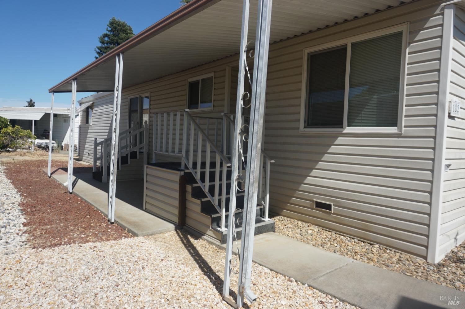 Property Photo: 182 Lemon Tree Circle CA 98687