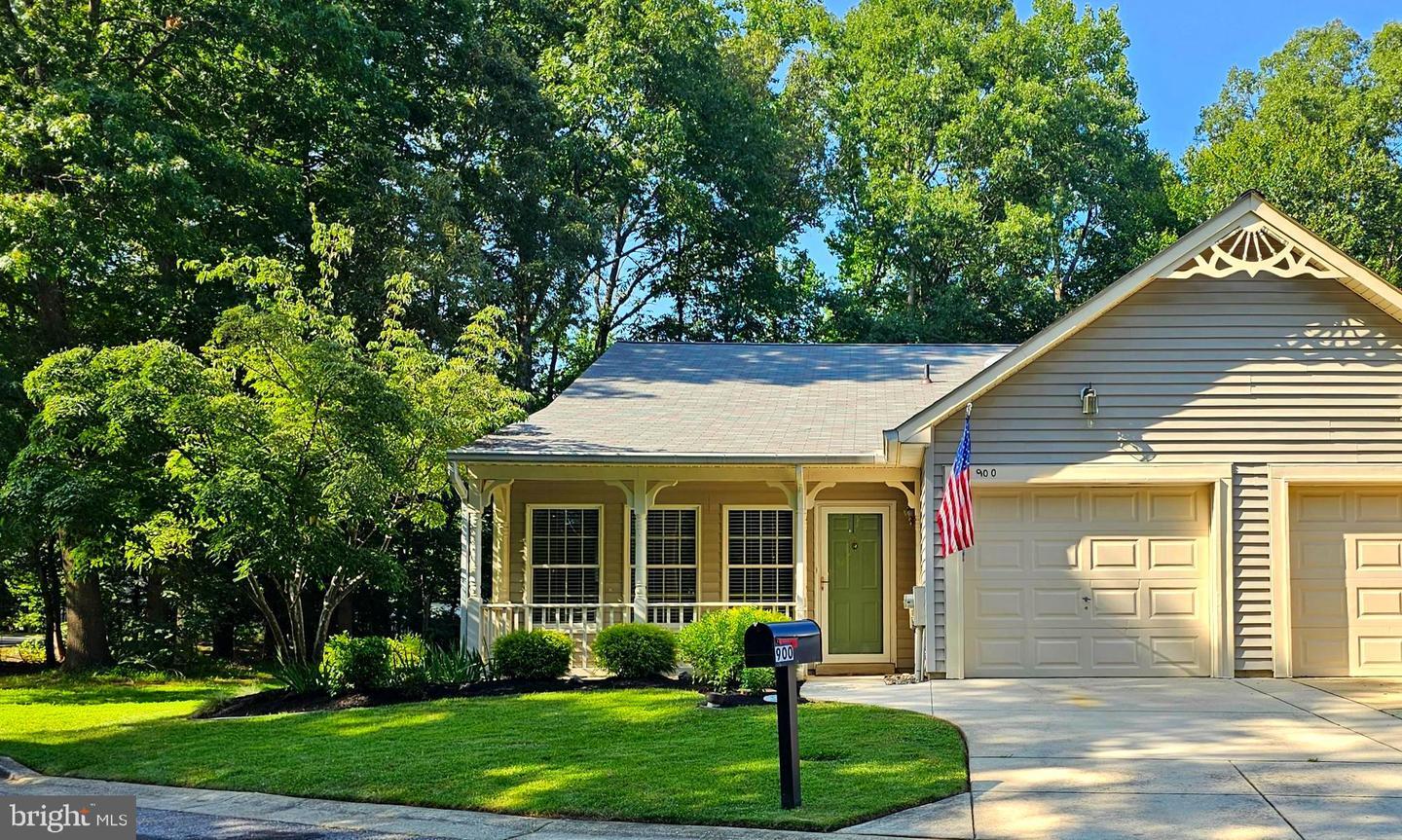 Property Photo: 900 Shipmaster Court 1 MD 21401