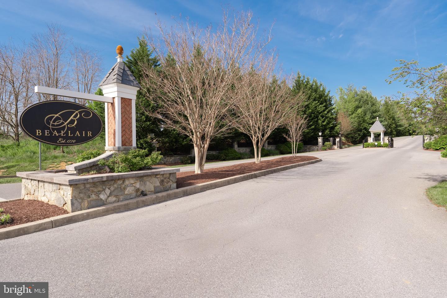 Property Photo: 42 Louisa Beall Lane WV 25414