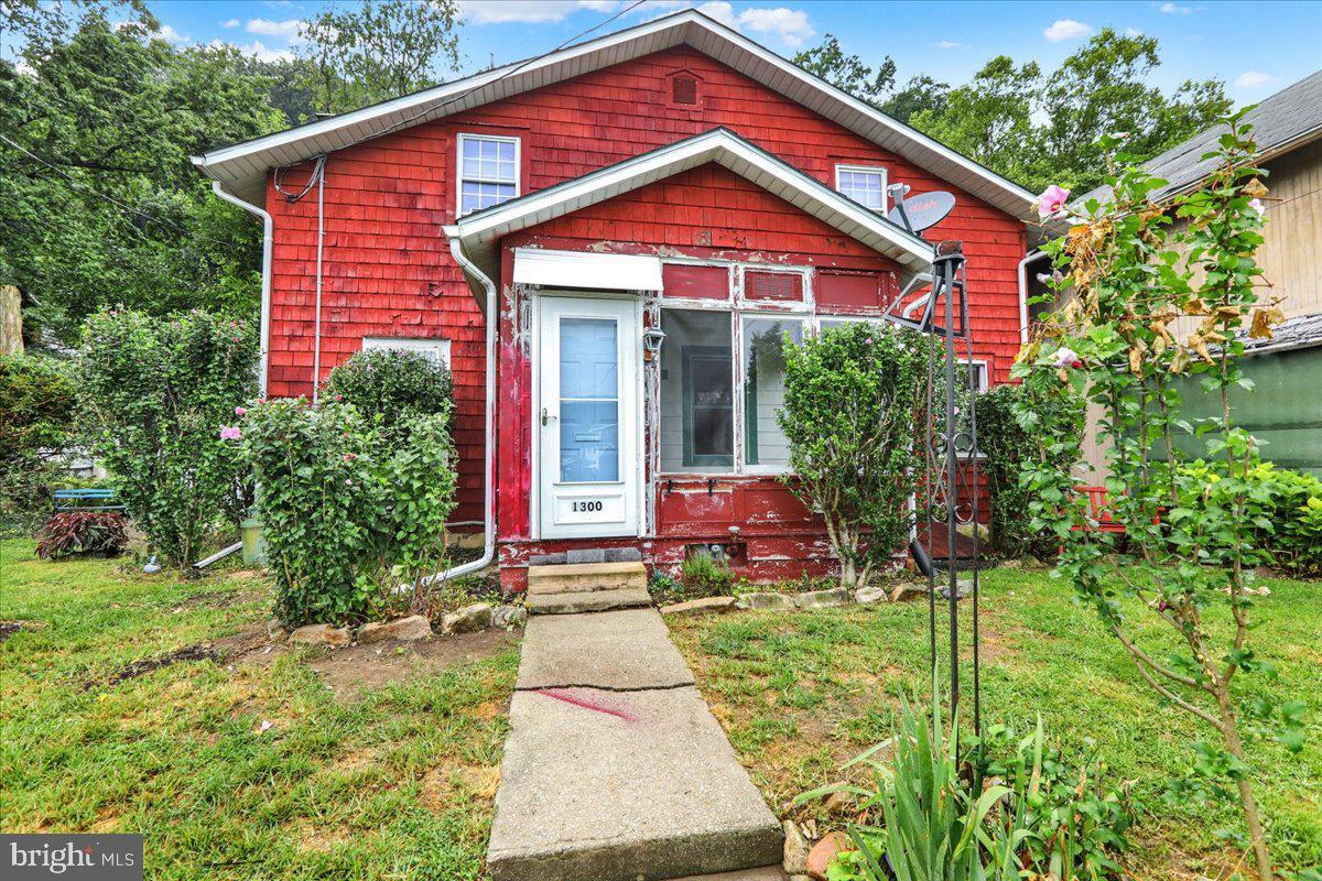 Property Photo:  1300 Carsonia Avenue  PA 19606 
