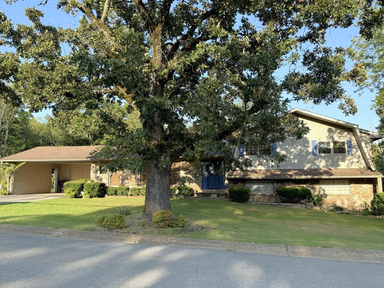 Property Photo: 1202 N Pratt AR 72455