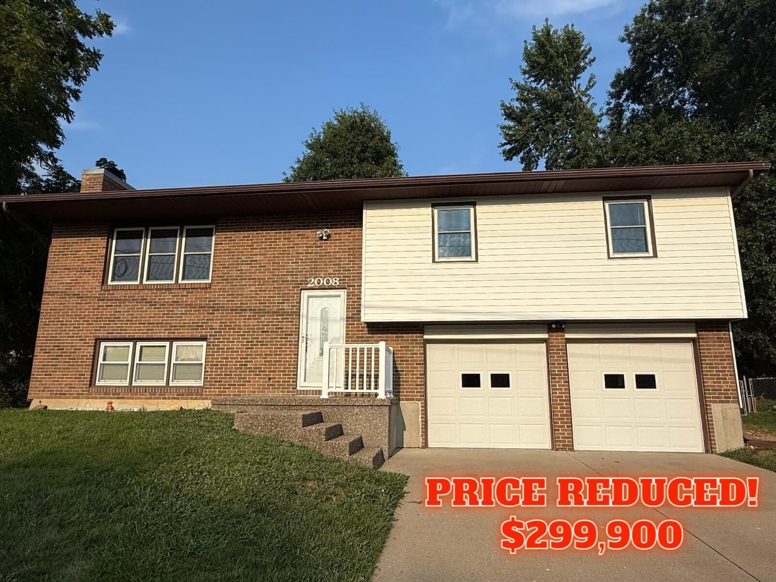Property Photo: 2008 Sunflower St MO 65202