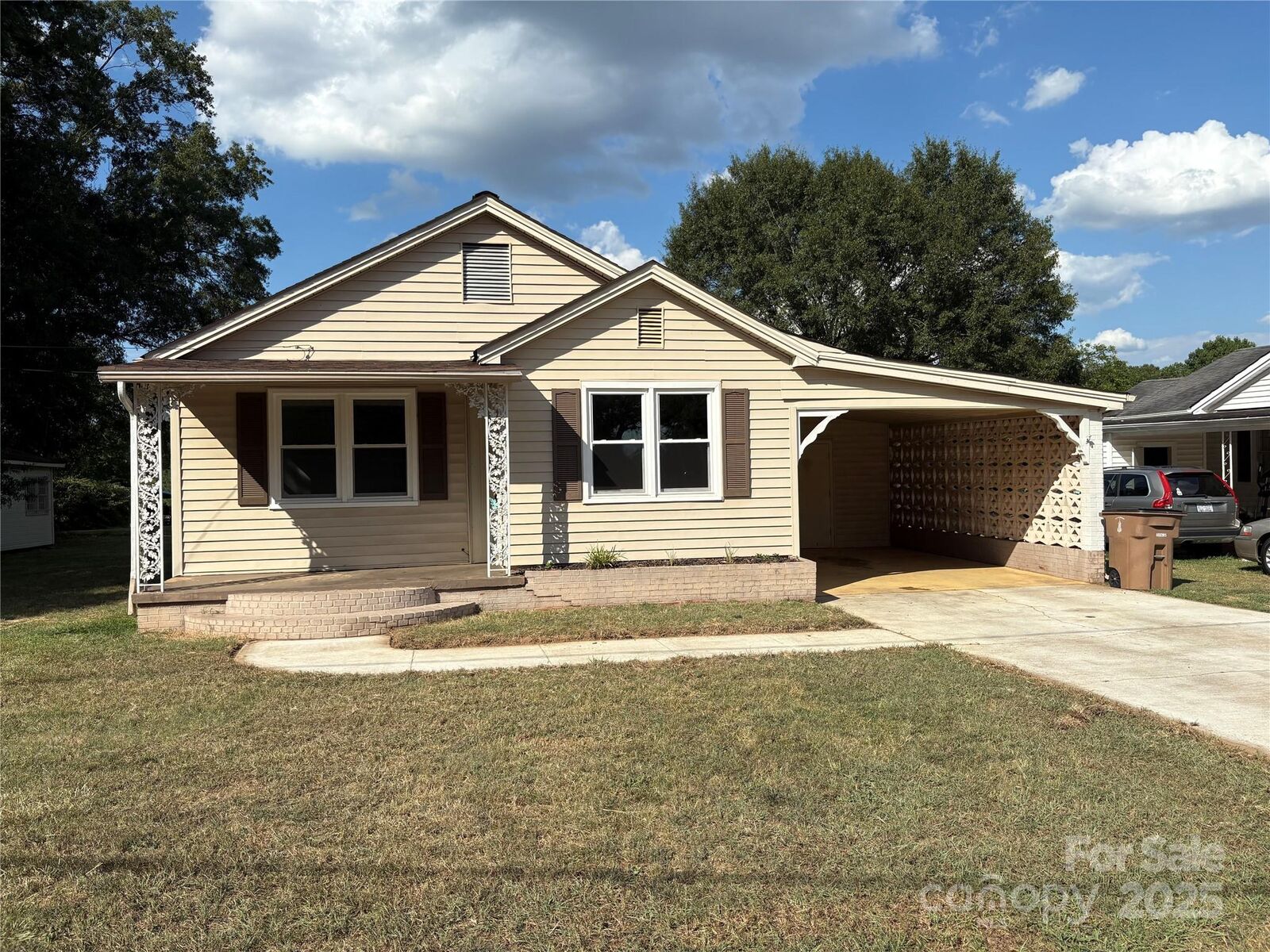 Property Photo: 112 Holly Hill Road NC 28152