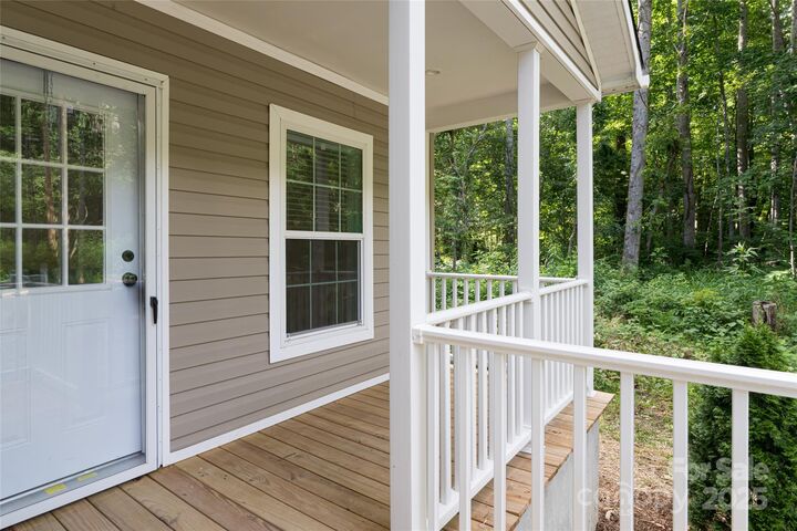 Property Photo: 321 Flat Creek Road NC 28711