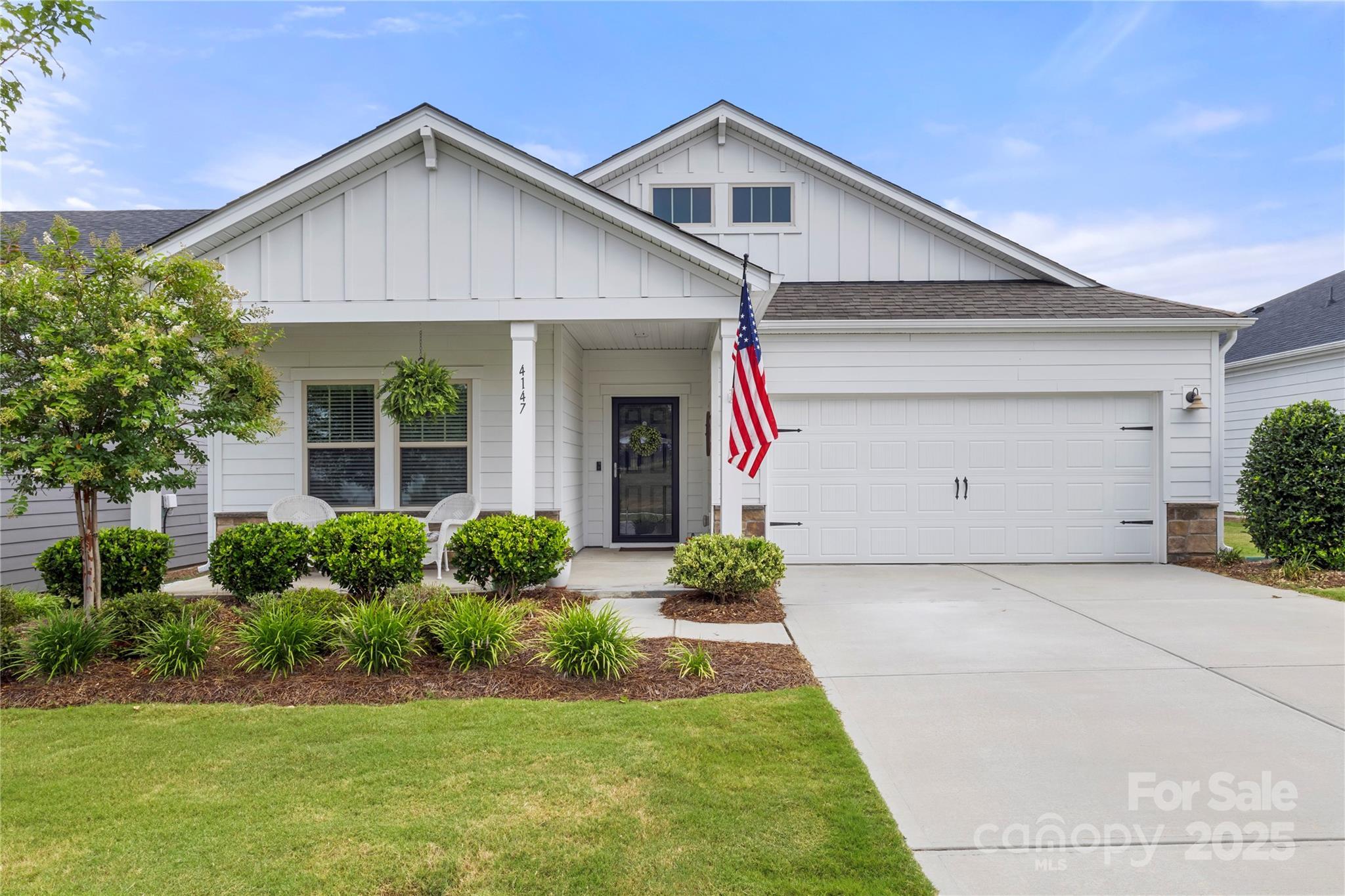 Property Photo: 4147 Canopy Creek Drive NC 28037