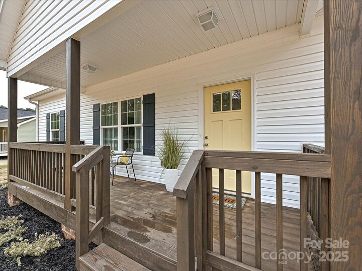 Property Photo:  260 Old Pinckney Road  SC 29745 