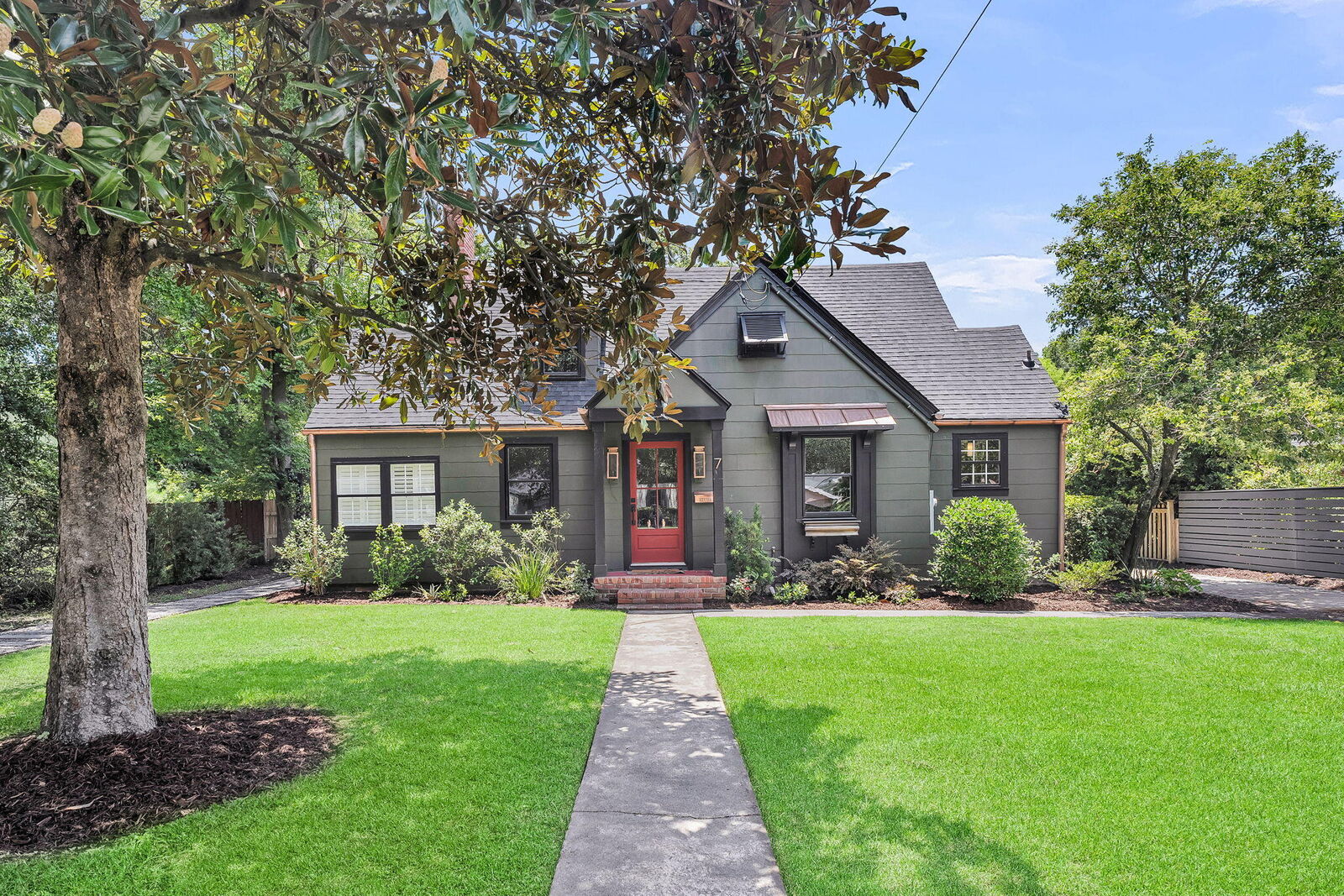 Property Photo:  7 Riverdale Drive  SC 29407 