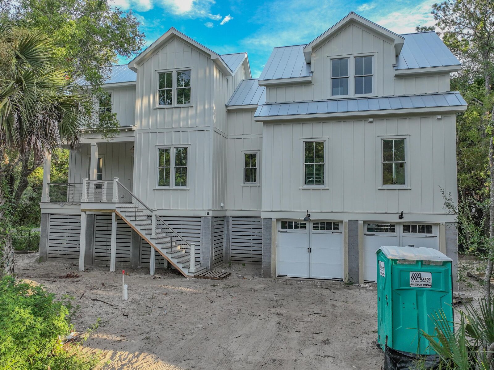 Property Photo:  18 Wills Way  SC 29451 