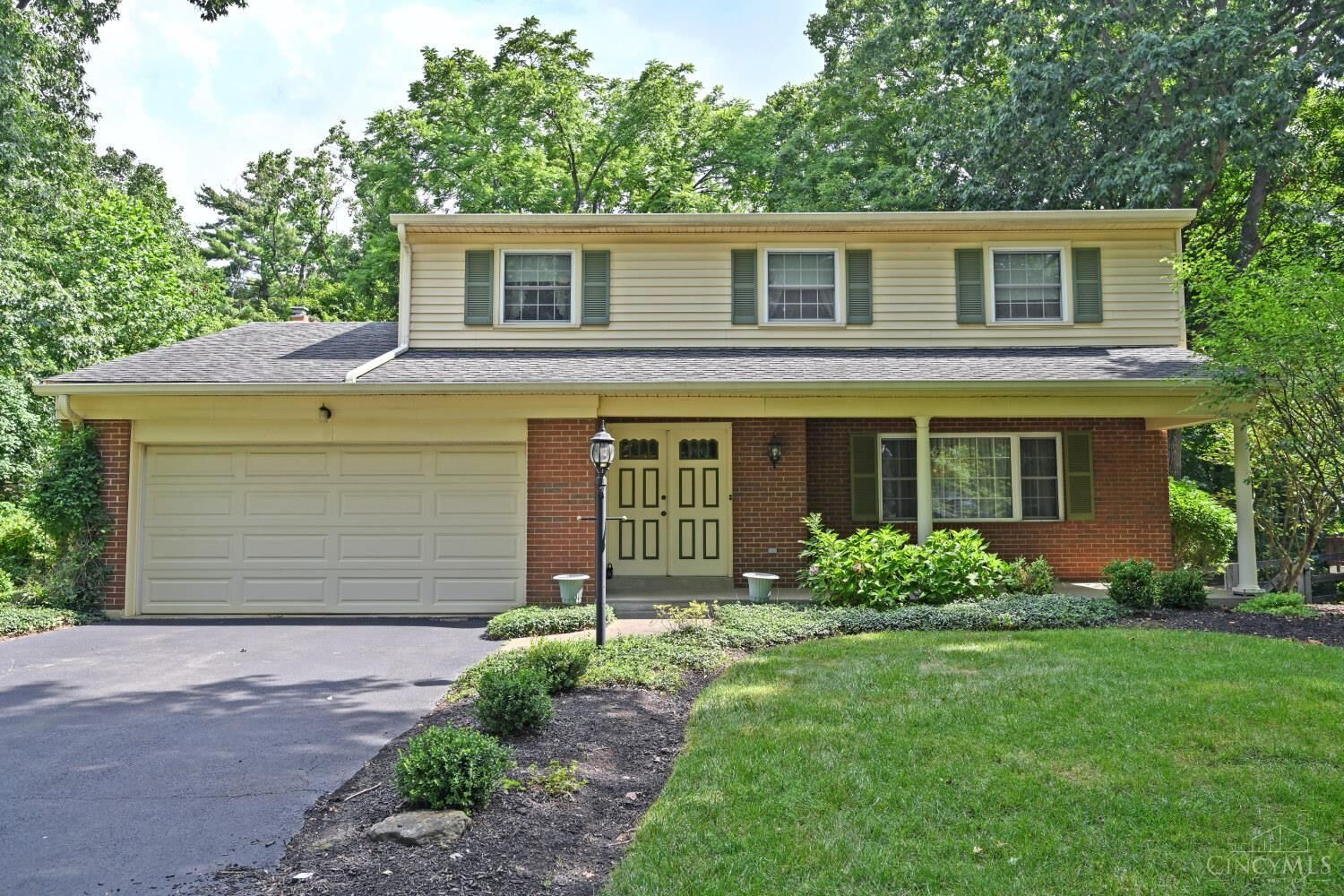 Property Photo:  6302 Stirrup Road  OH 45244 