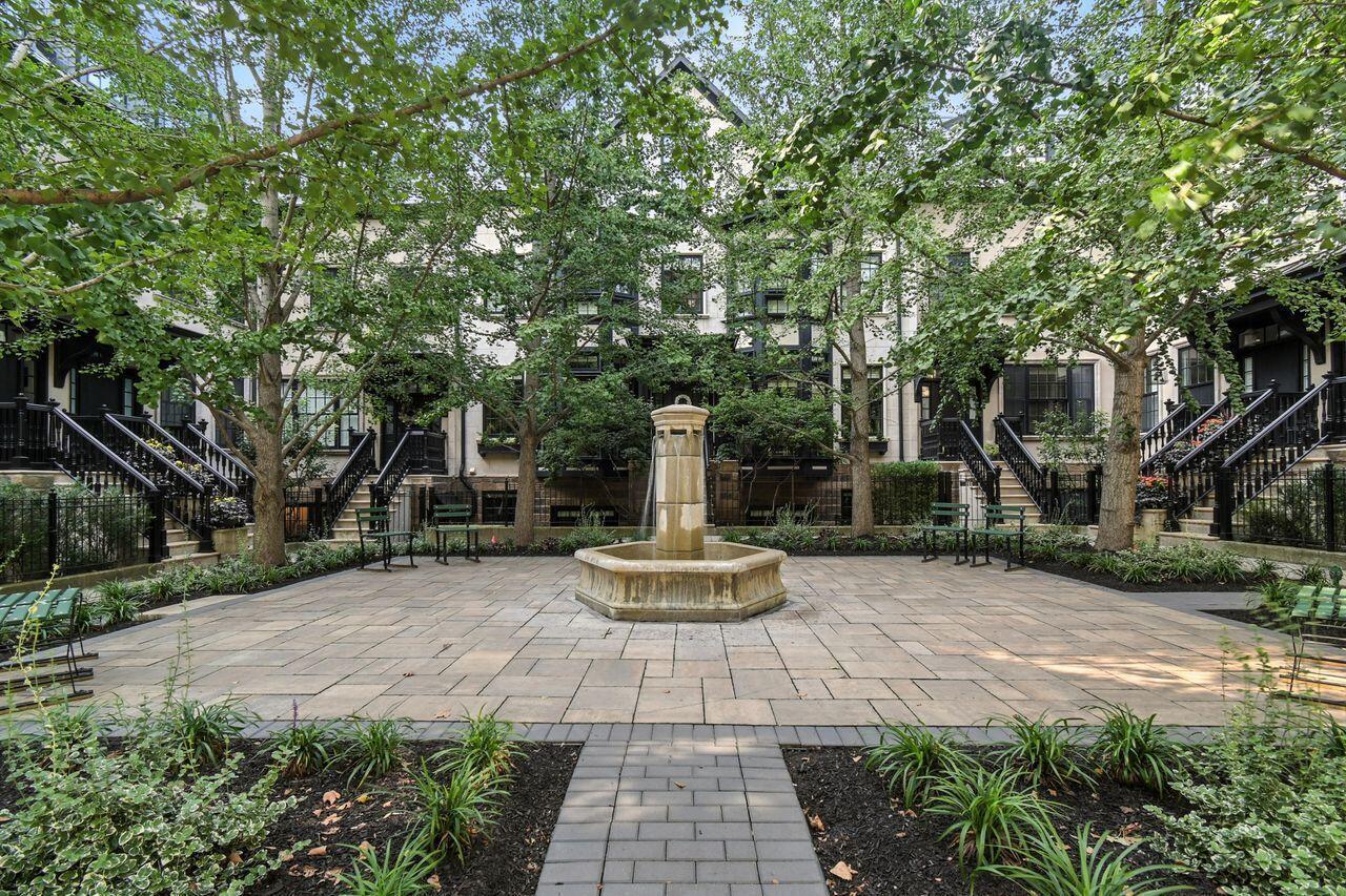 Property Photo: 190 E Gay Street OH 43215