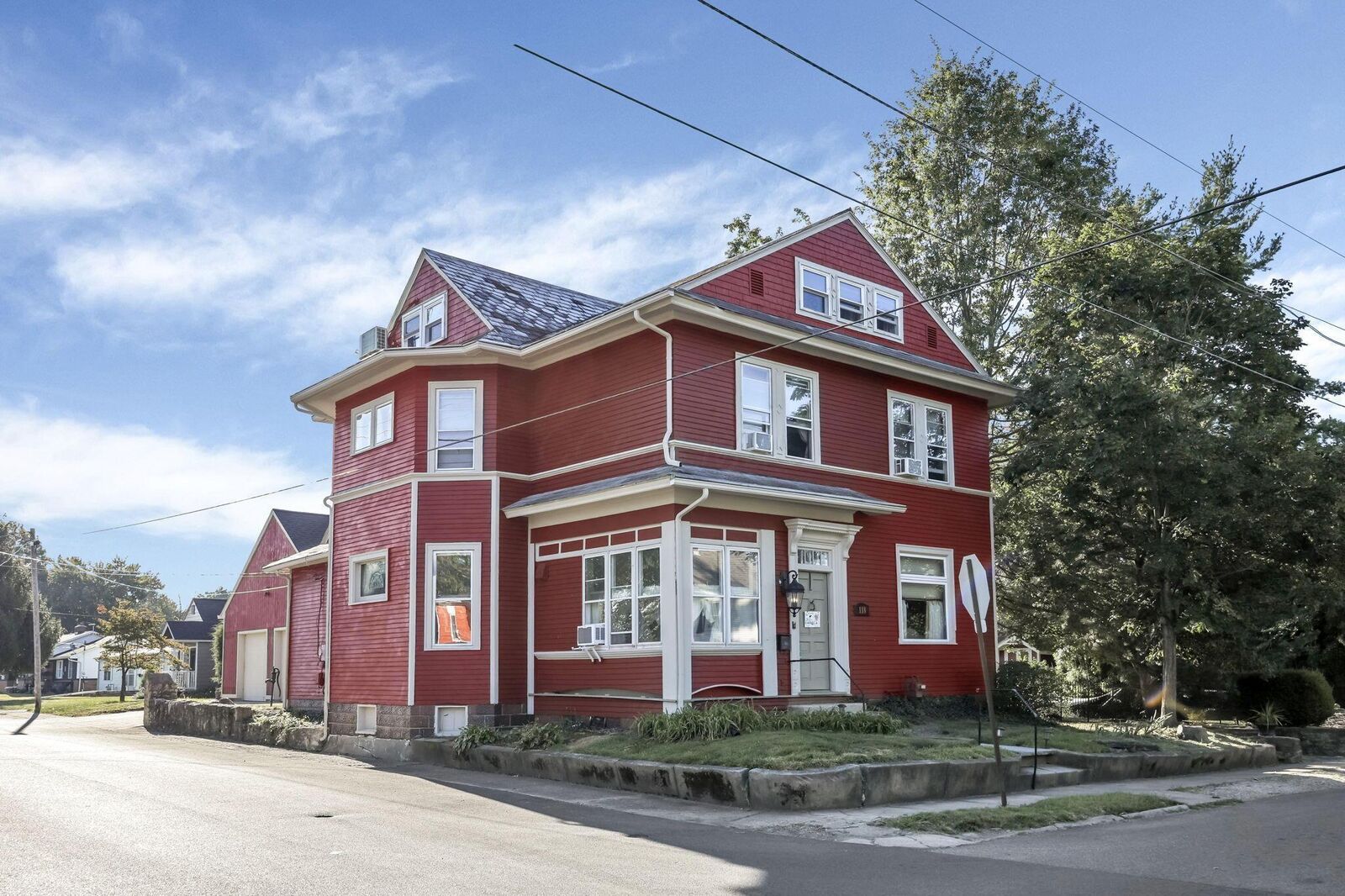Property Photo:  118 Oak Street  OH 43105 