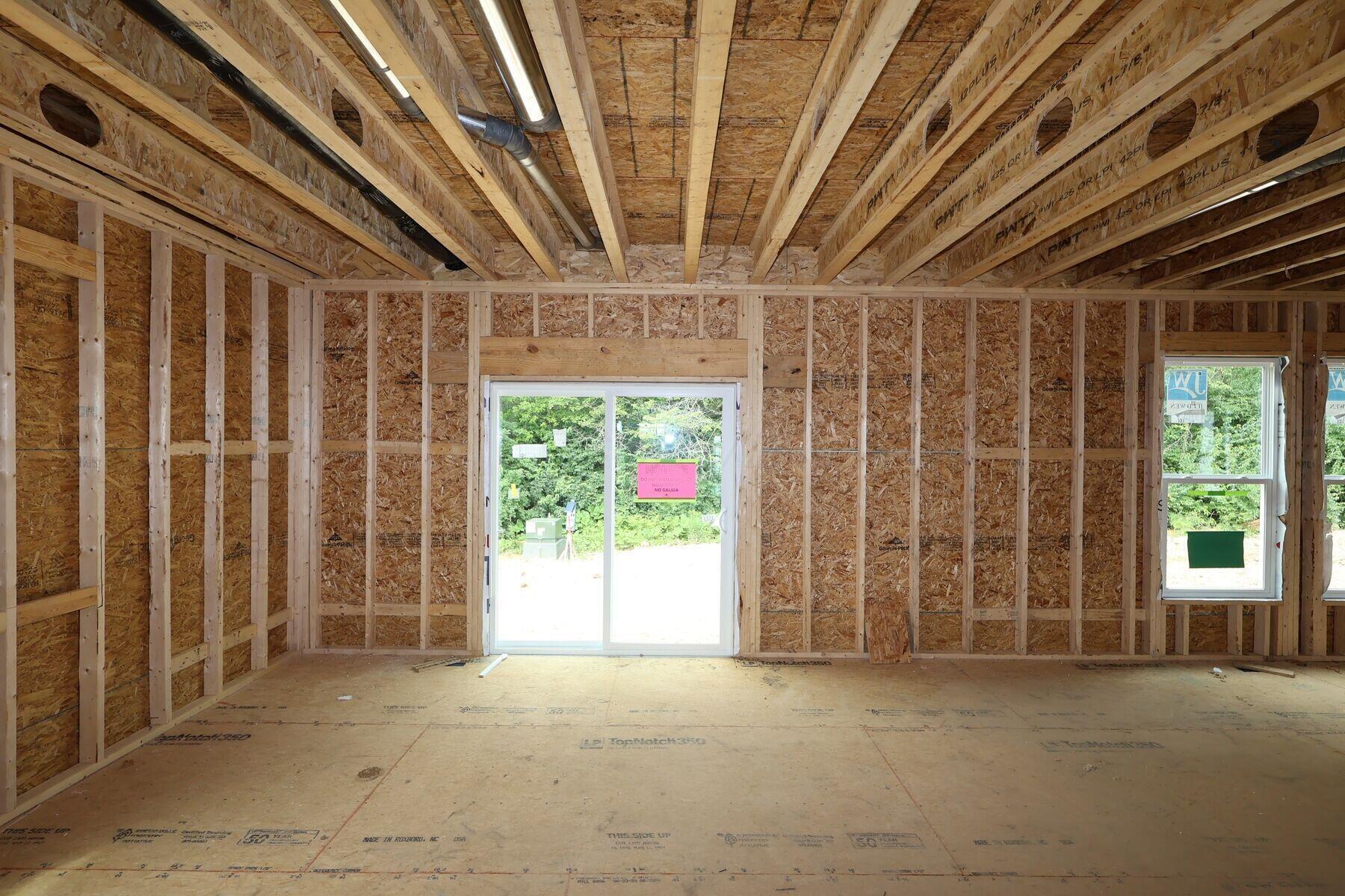 Property Photo: 275 Olympic Loop OH 43116