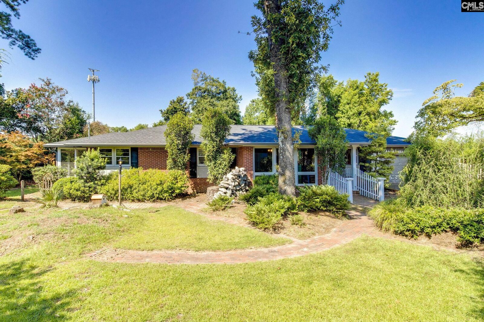Property Photo: 121 Woodside SC 29170