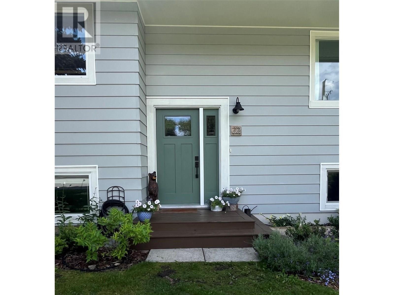 Property Photo:  22 Elkview Crescent  BC V0B 1M3 