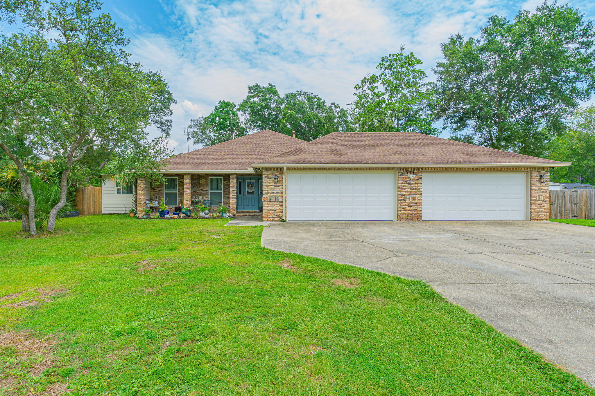Property Photo:  513 Vermont Avenue  FL 32547 