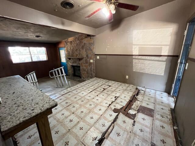 Property Photo: 6328 Shady Lane FL 32570