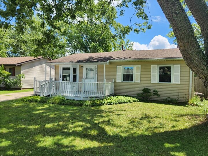 2715 E 30th Street  Erie PA 16510 photo