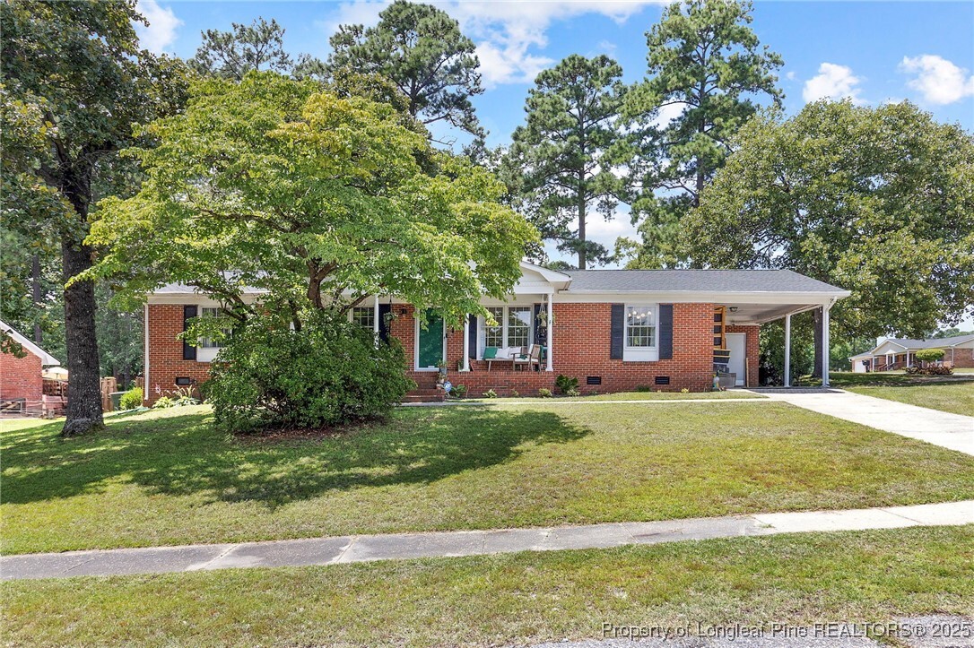Property Photo: 411 Lotus Drive NC 28303