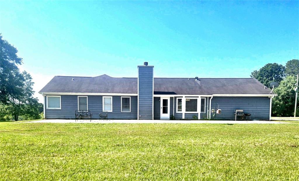 Property Photo:  55 Rolling Road  GA 30025 