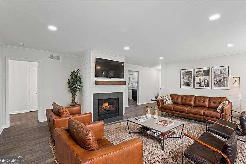 Property Photo: 600 Bedfort Drive GA 30096