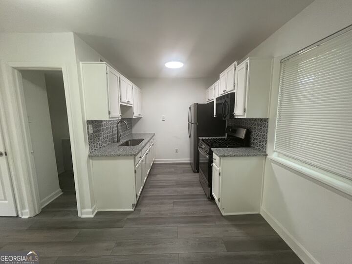 Property Photo:  405 Fairburn Road SW # 0124  GA 30331 