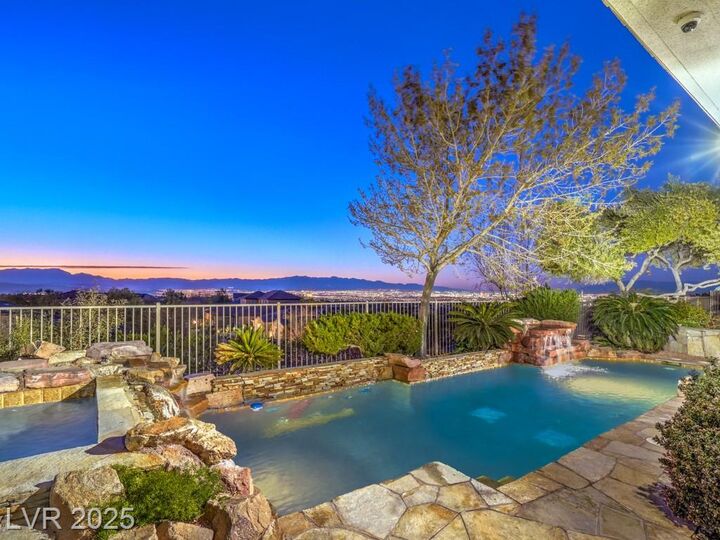 3 Pine Hollow Drive  Henderson NV 89052 photo