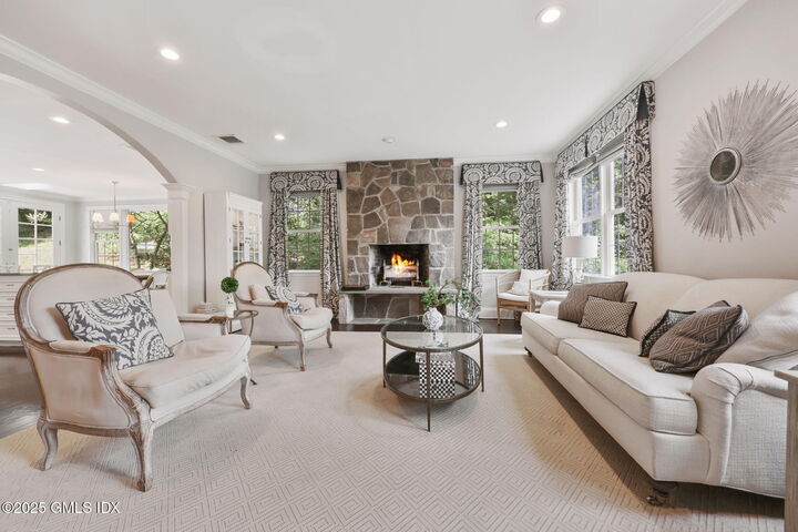 Property Photo:  119 Hendrie Avenue  CT 06878 