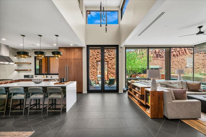 Property Photo: 768 S Sanctuary Place Place UT 84738