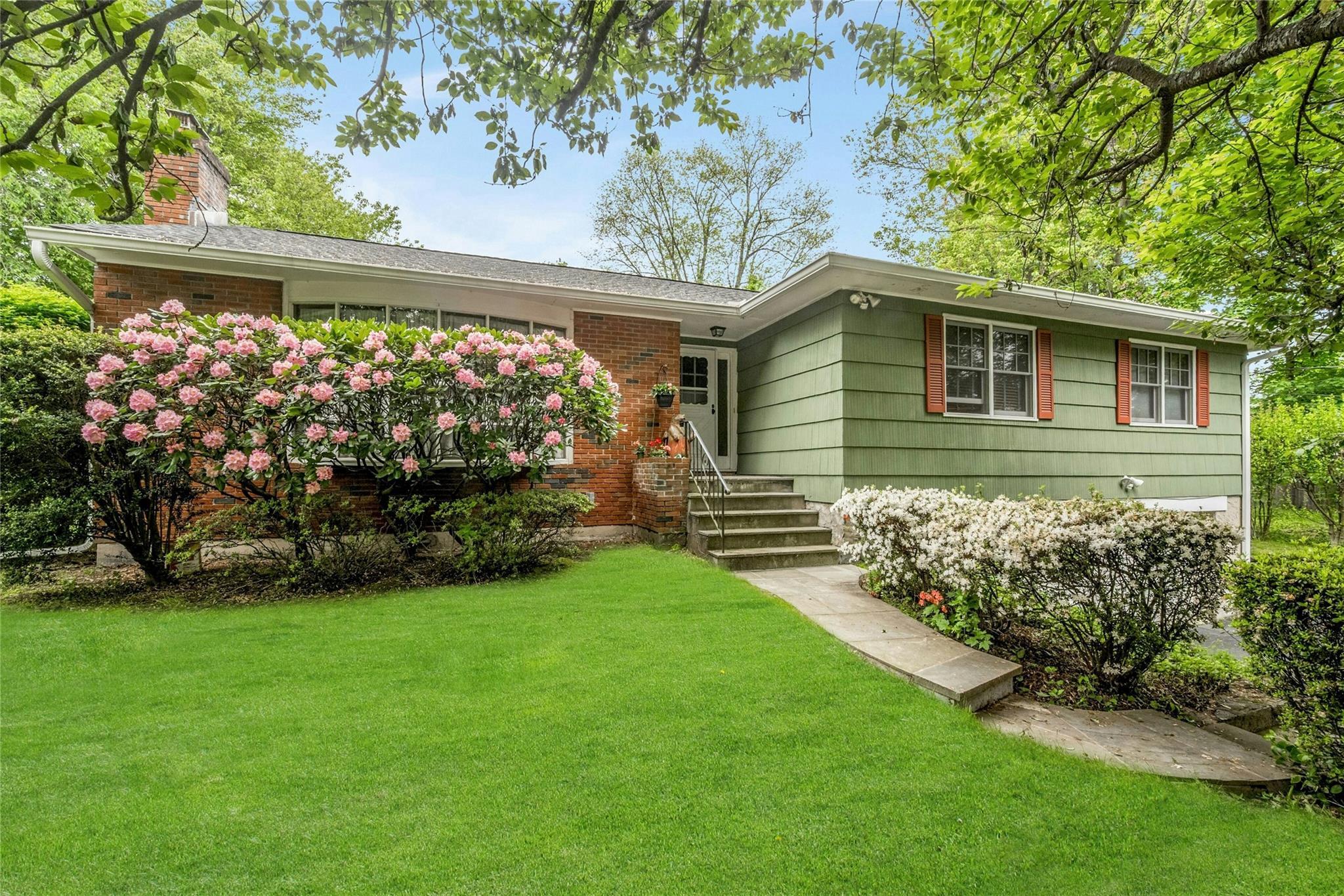 Property Photo: 263 Memorial Drive NY 10532