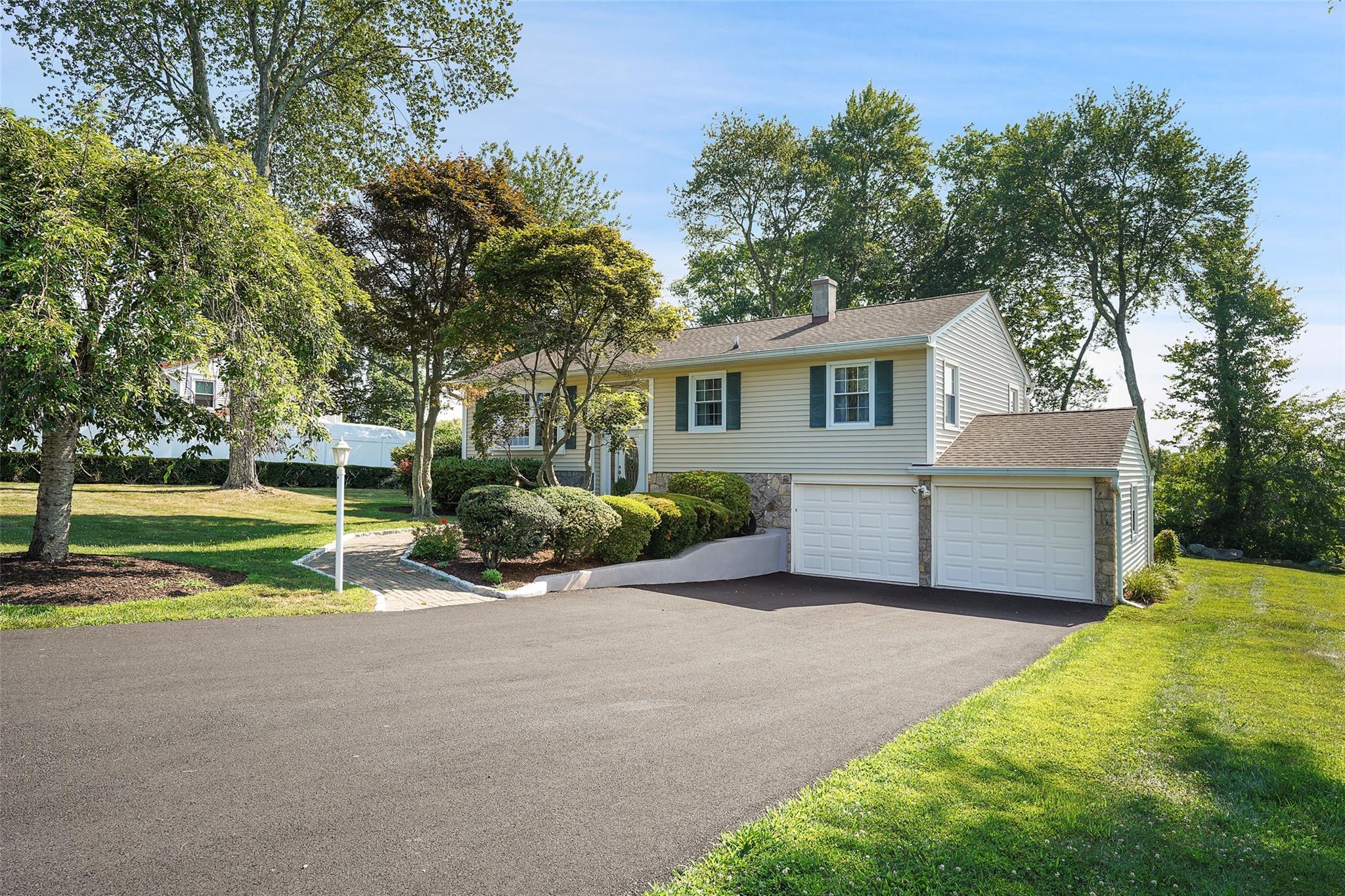 Property Photo:  19 Pike Place  NY 10541 