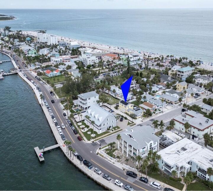 Property Photo:  102 11th Avenue  FL 33706 